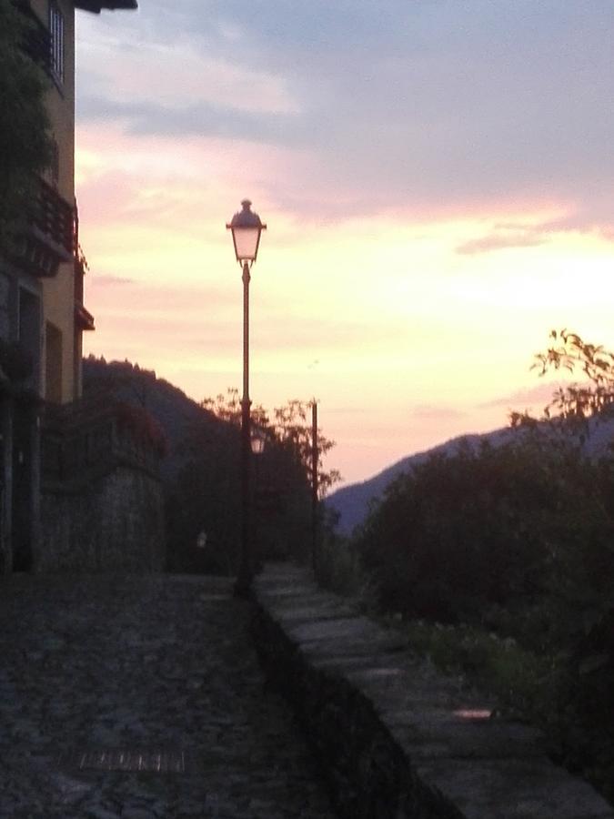Sweet Home Faggeto Lario Buitenkant foto